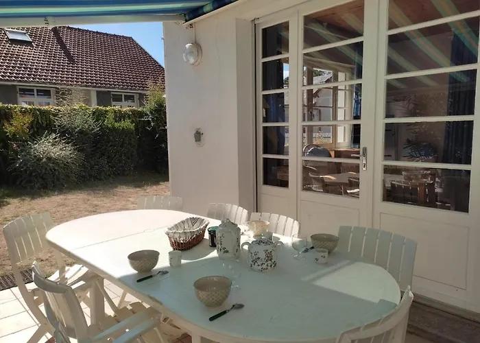 Maison Charmante Pres Et Foret, 5 Ch., Jardin, Parking, Quartier Calme - Fr-1-652-2 *