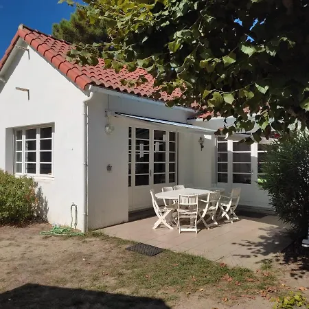 Maison Charmante Pres Et Foret, 5 Ch., Jardin, Parking, Quartier Calme - Fr-1-652-2 Casa de Férias *