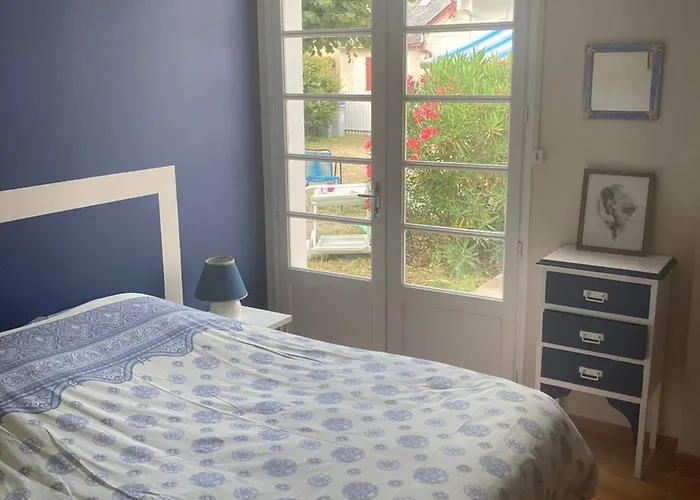 Maison Charmante Près Et Forêt, 5 Ch., Jardin, Parking, Quartier Calme - Fr-1-652-2 *